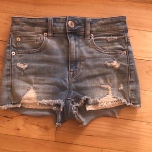 aeo super high rise medium/light wash jean shorts